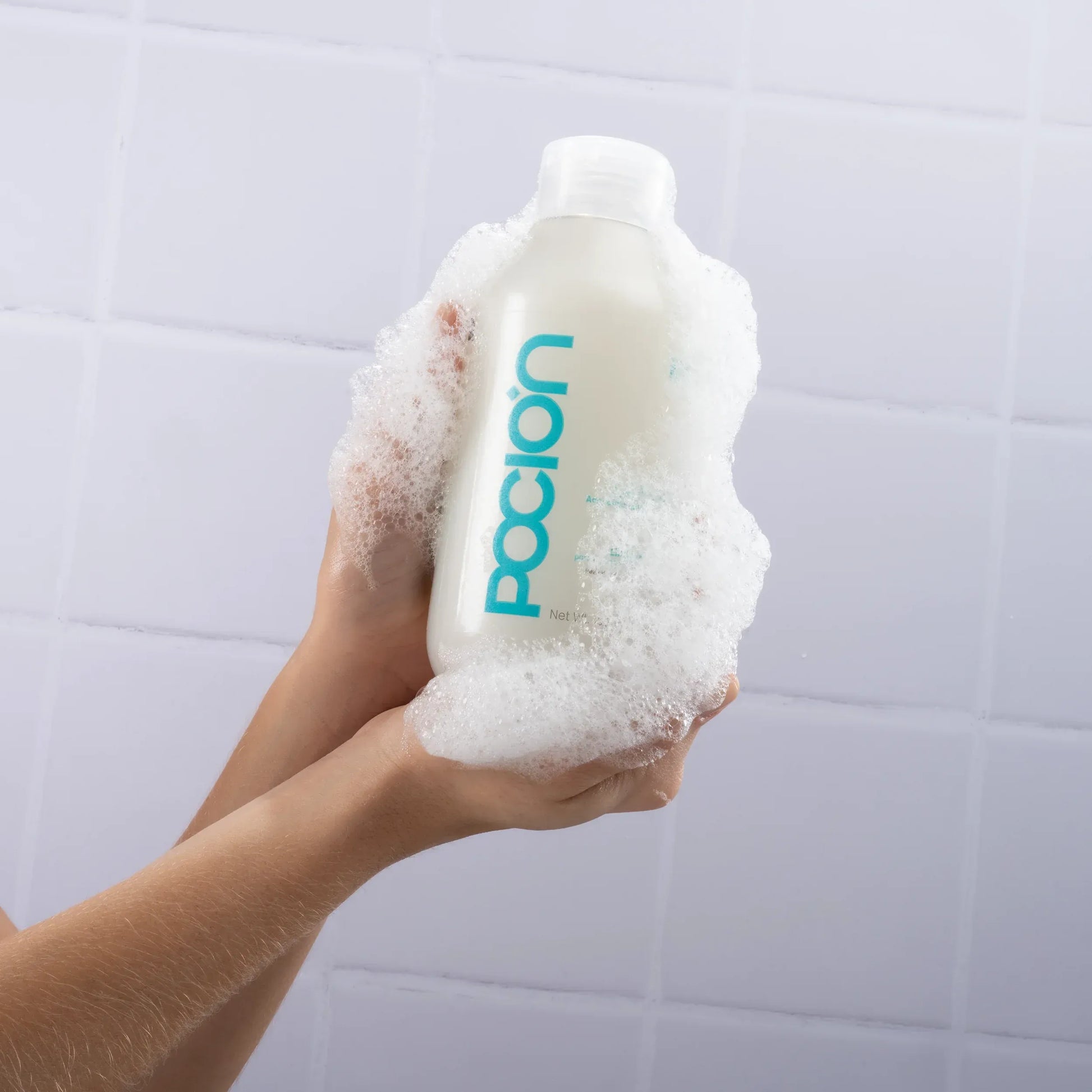 shampoo_pcn_manos